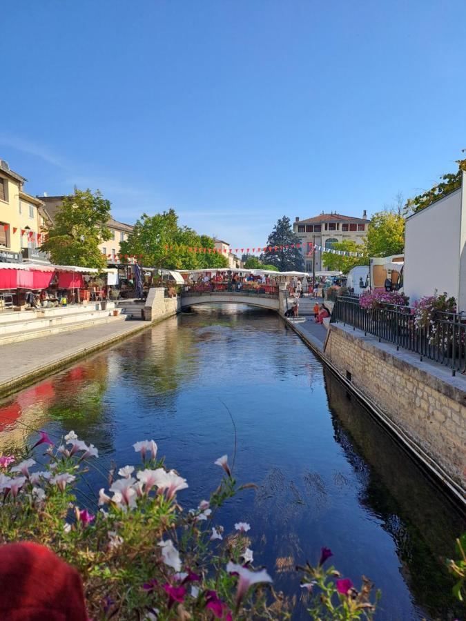 T2 A 2Min Du Centre +Parking LʼIsle-sur-la-Sorgue Exterior foto